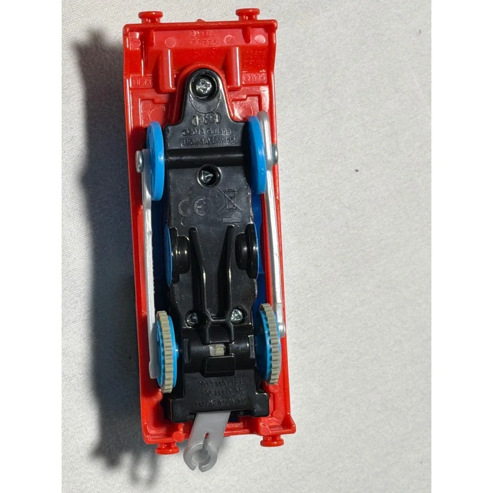 Thomas & Friends TrackMaster Motorized Thomas Engine Seagull Graphics 2013 Toy